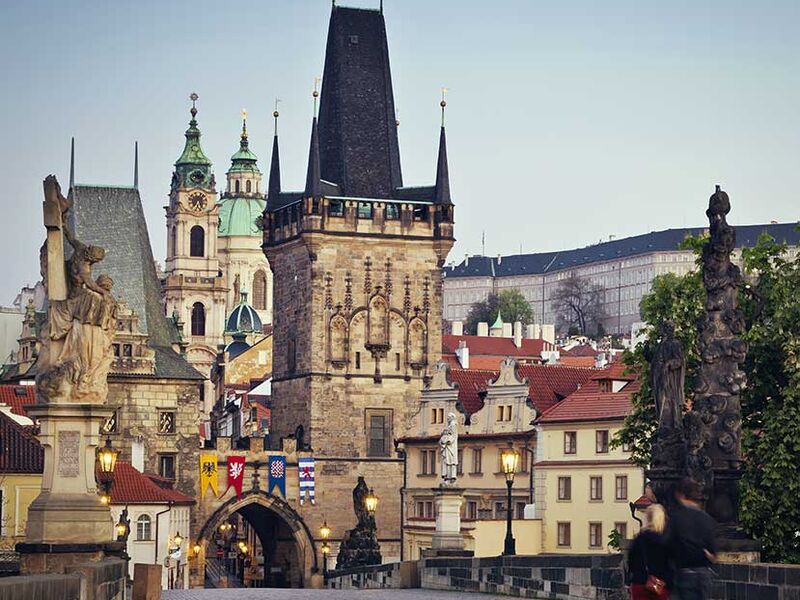 OTOBÜS İLE PROMOSYON BAŞTANBAŞA ORTA AVRUPA  TÜM ÇEVRE GEZİLERİ EKSTRA TURLAR, TUNA NEHRİ TEKNE TURU VE PARNDORF OUTLET TURU DAHİL